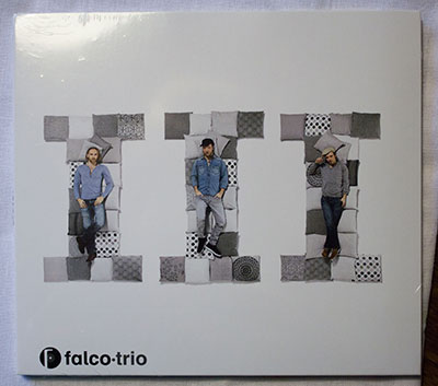 Falco Trio | III